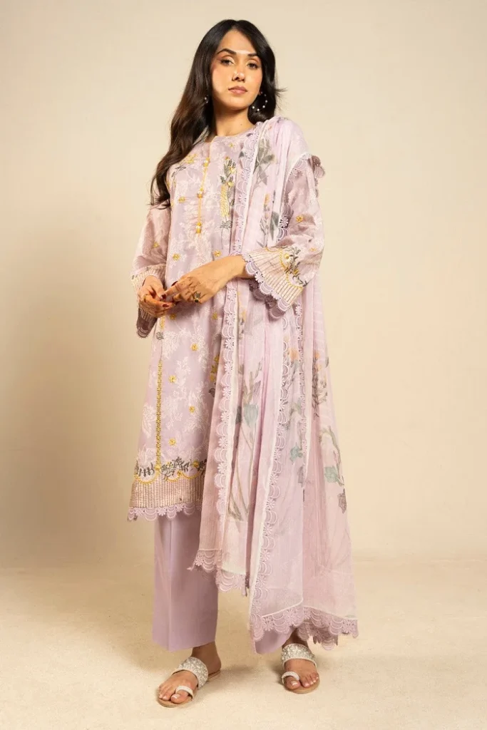 Alkaram Studio Azadi Sale 50% off