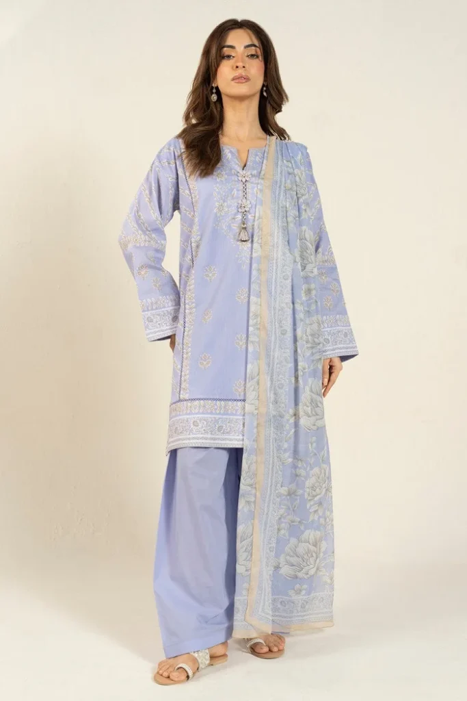 Alkaram Studio Azadi Sale 50% off