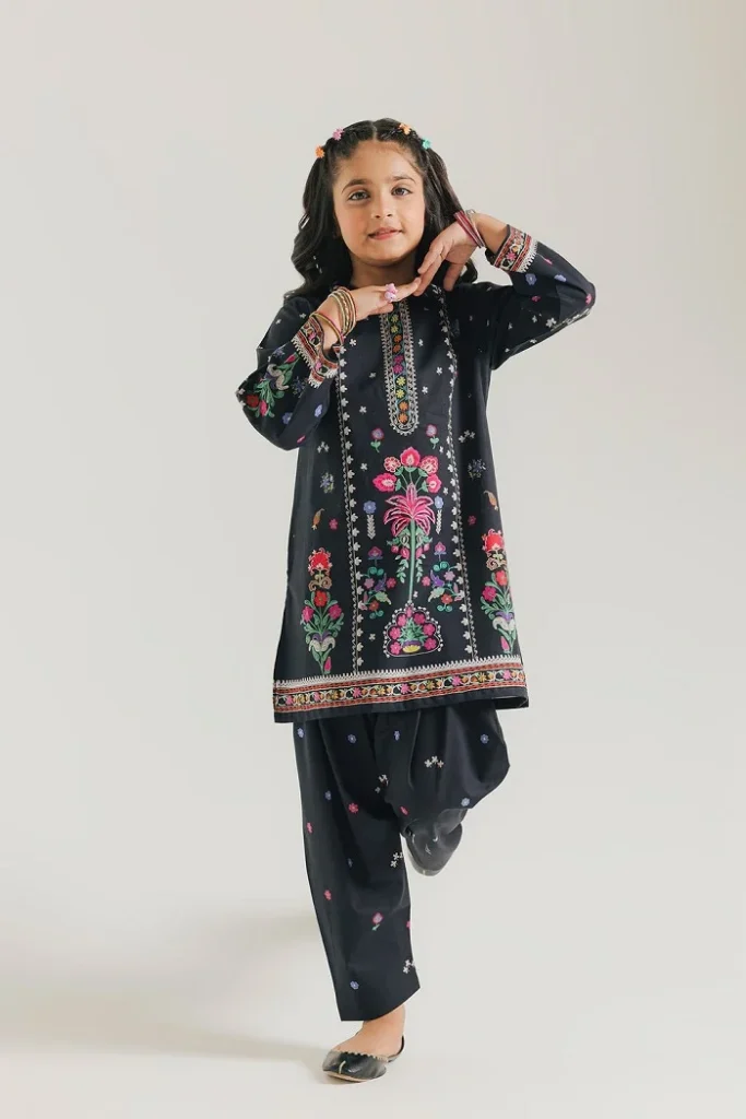 Ethnic kidswear sale with price stitched