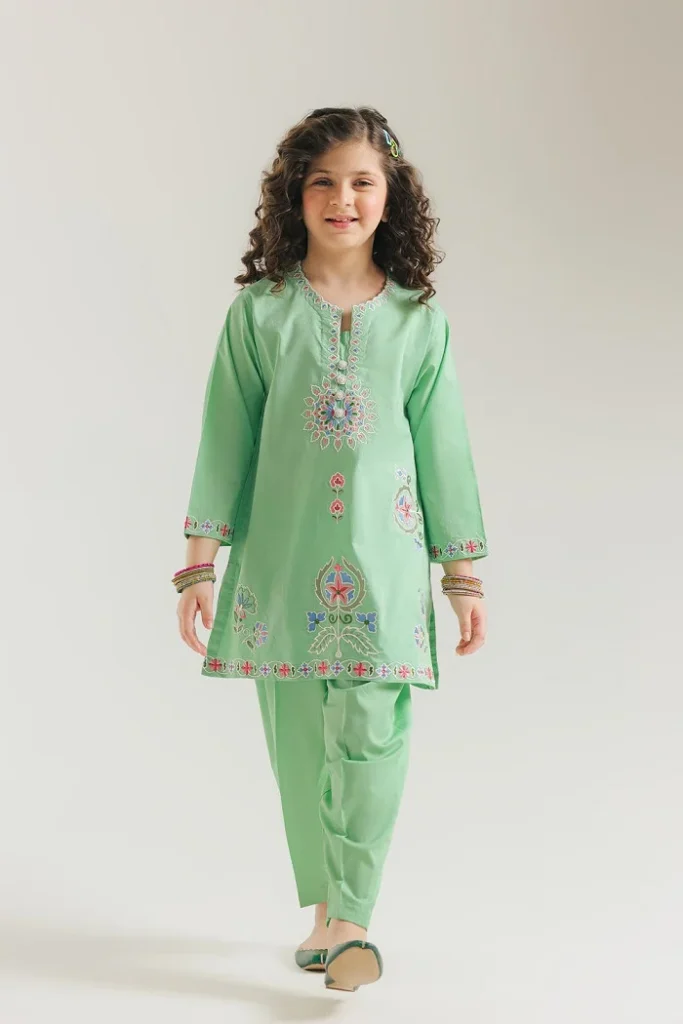 Ethnic kidswear 50% sale