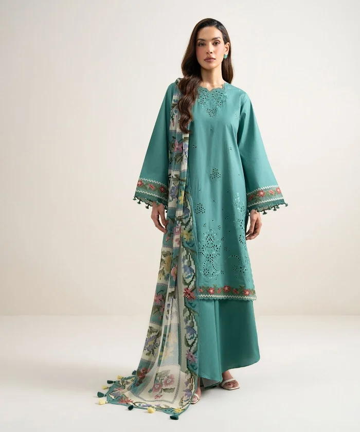Sapphire Sale 70% off Unstitched
