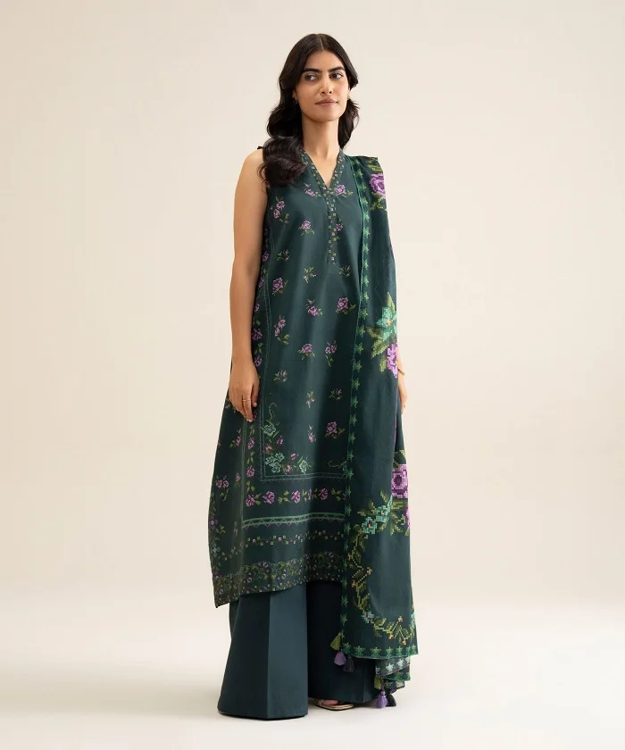 sapphire winter sale 50% off unstitched